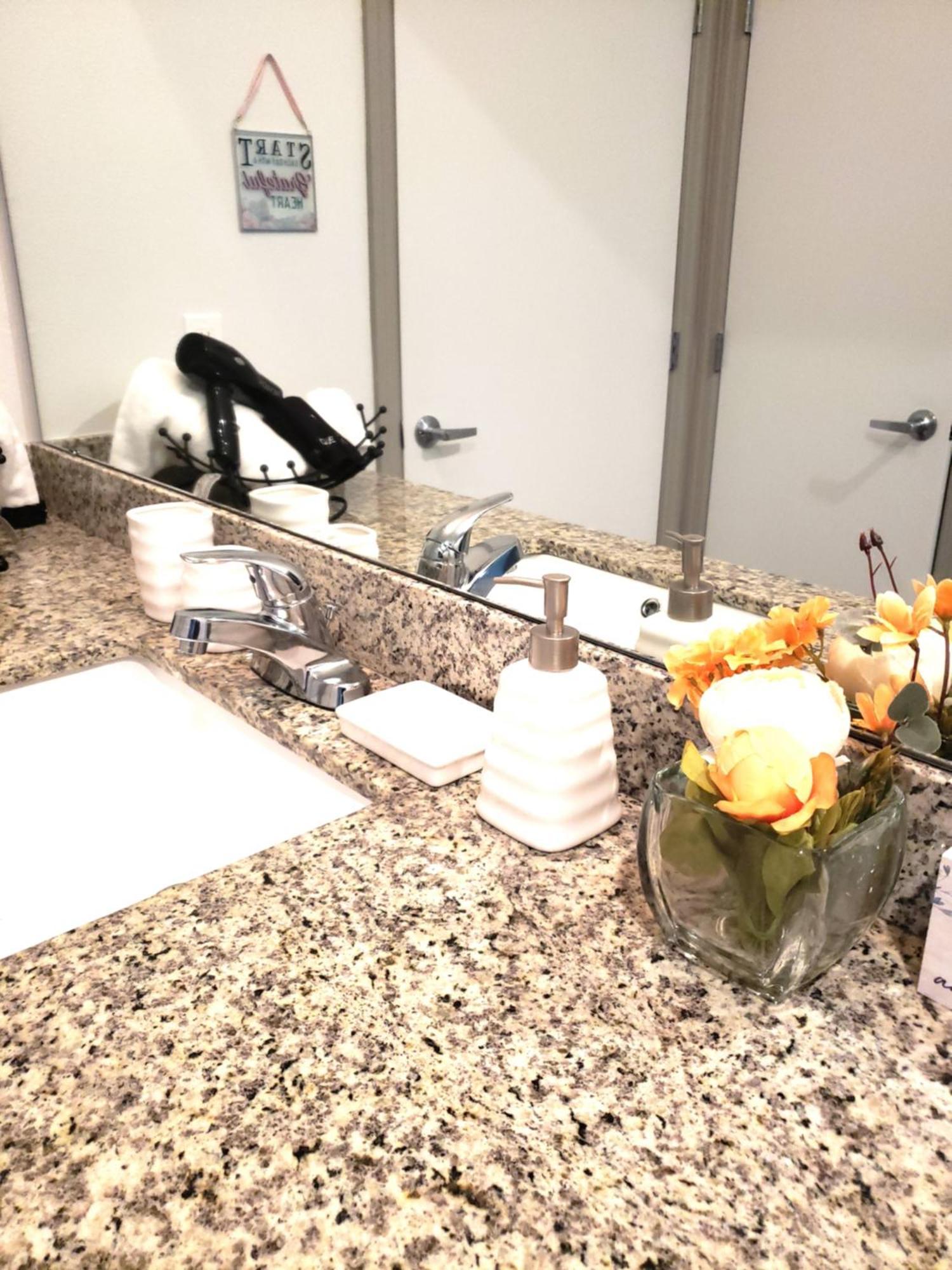 Convenient And Close To All Kissimmee Exterior photo